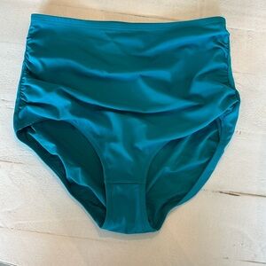 Kiava high waisted ruched side swim bottoms SM NWOT